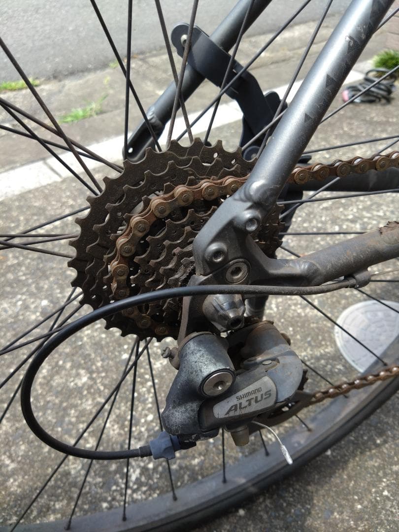 【ジャンク品　引き取り限定】クロスバイク　スペシャライズド　シラス