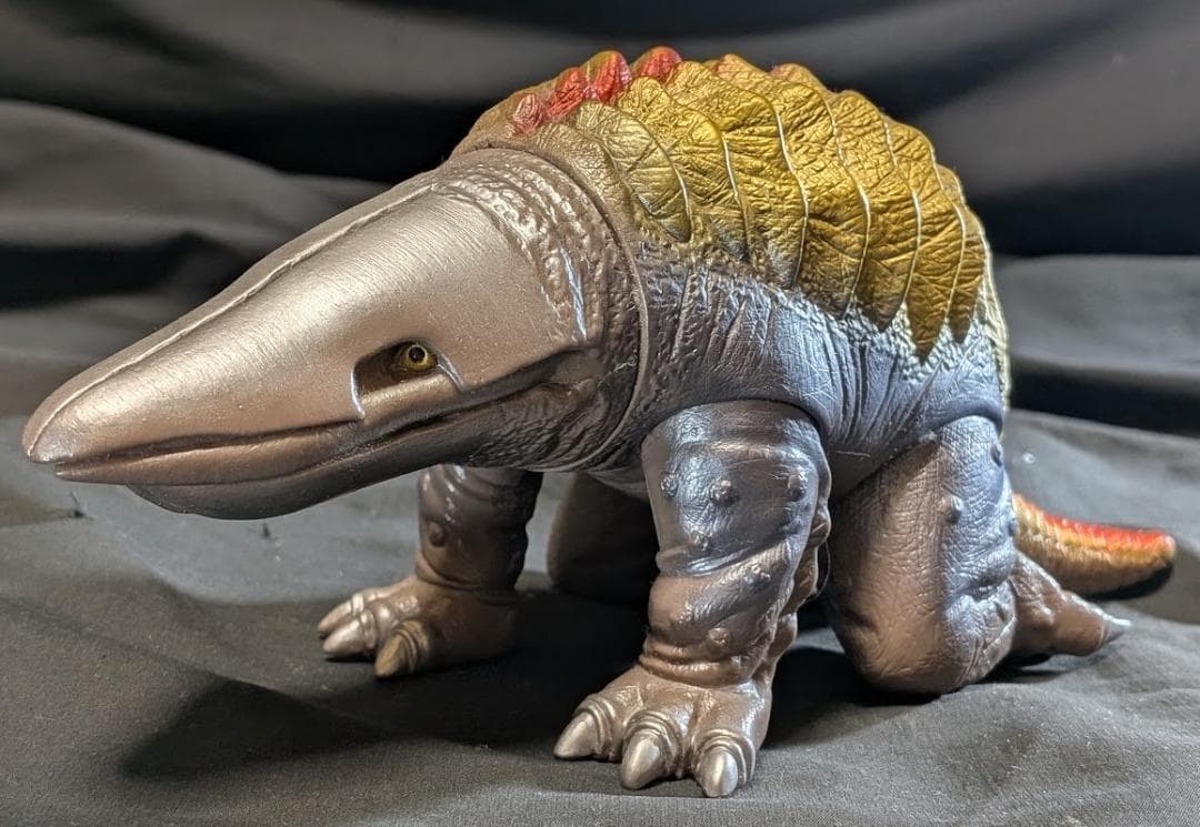 ガボラ 四足・ヒレ閉ver.「ウルトラマン」登場怪獣（怪獣郷）ソフビフィギュア