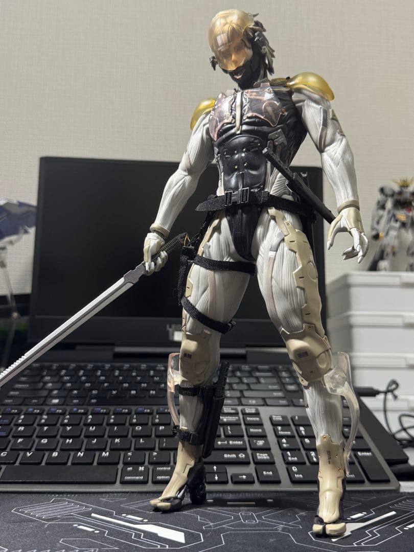 メディコムトイ メタルギアソリッド4 雷電