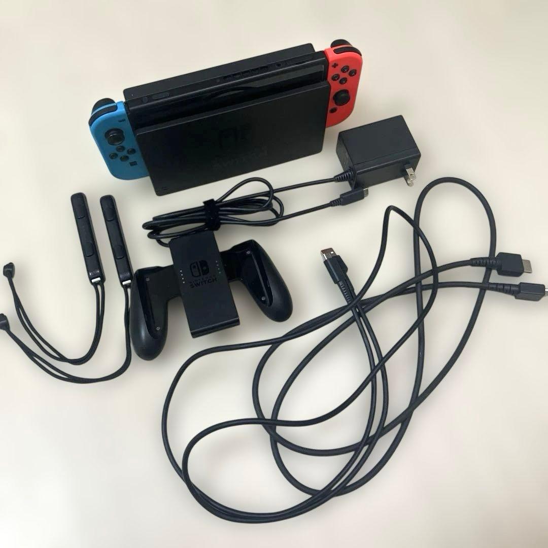任天堂 Nintendo Switch 本体 ネオンブルー レッドJoy-Con