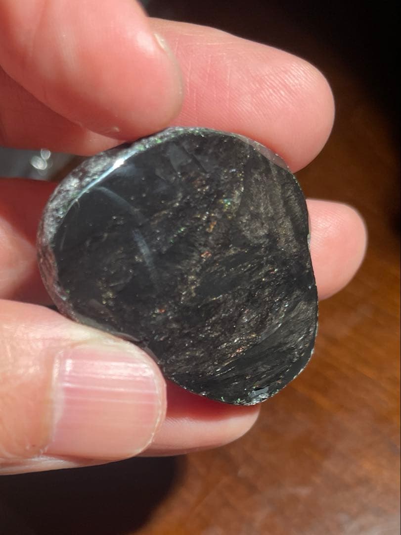 研磨品　十勝石玲瓏　スペシャルゴールデンレインボー