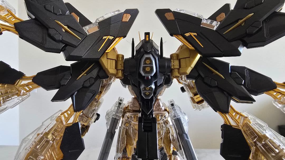 MGEX 1/100 ストライクフリーダムガンダム [メカニカルクリア]完成品