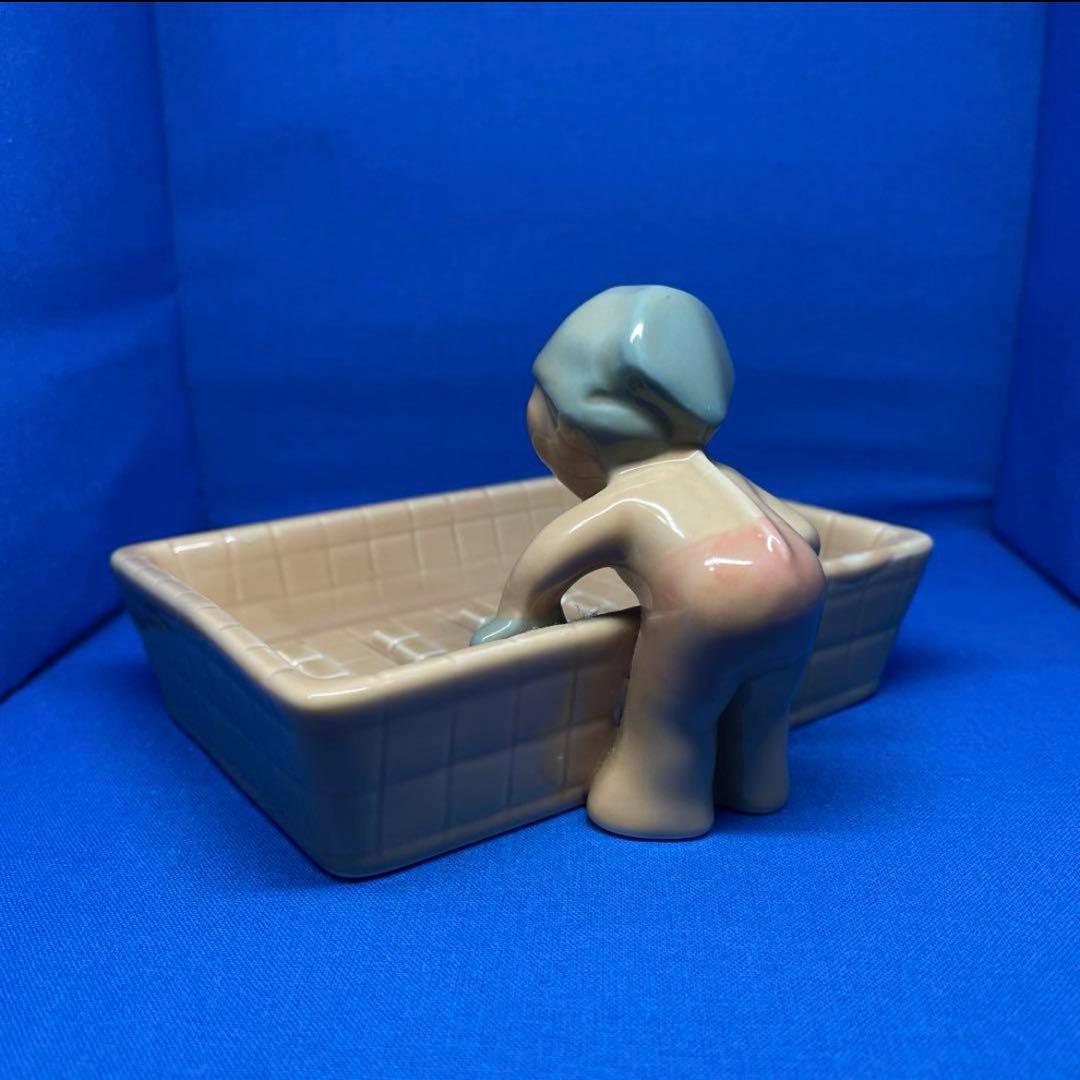 ウルトラマン［陶器・石鹸置き］