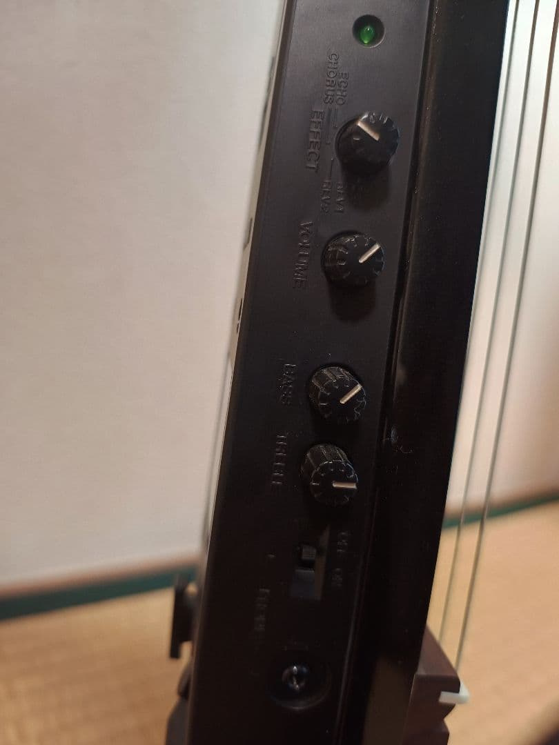 ヤマハ　サイレントギター SLG110N