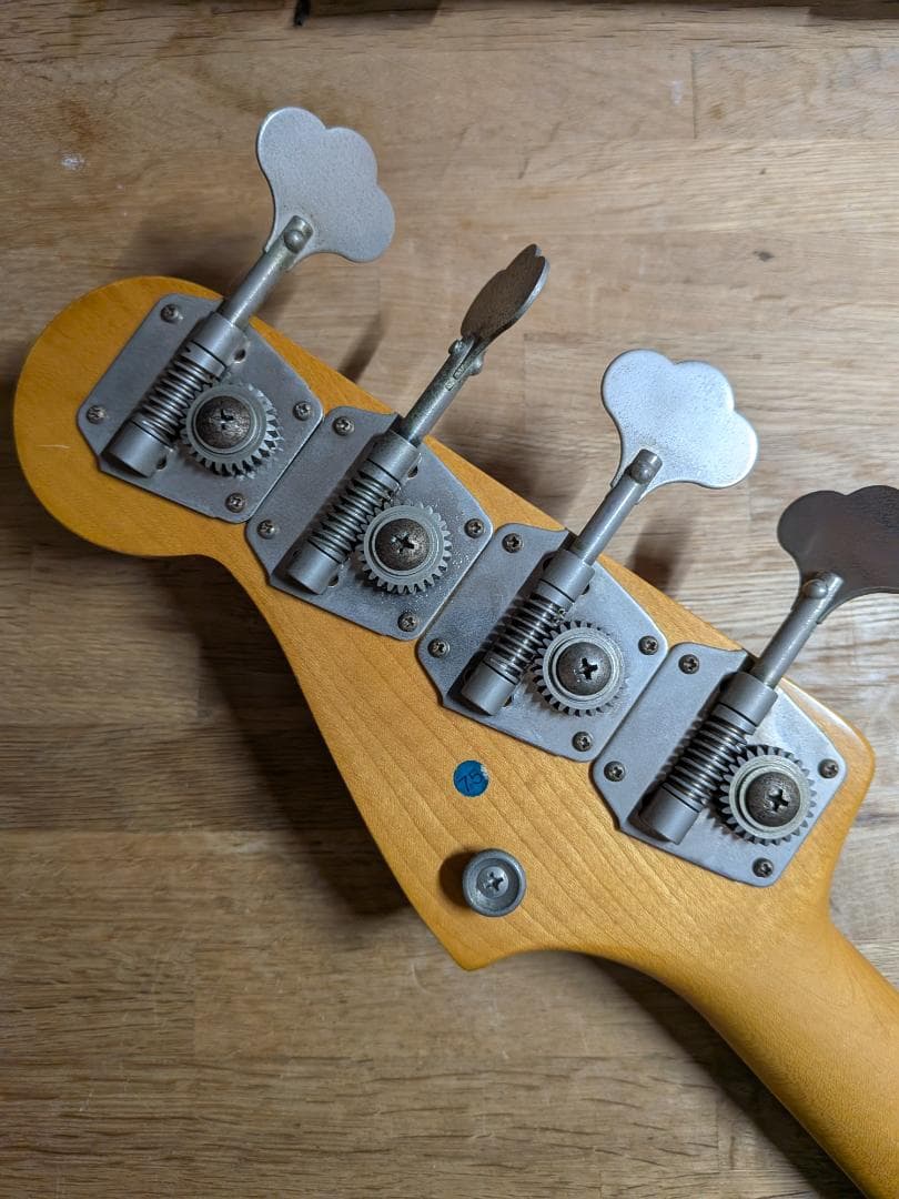 1982年Fender JV JB62-75 Jazz Bass フレットレス