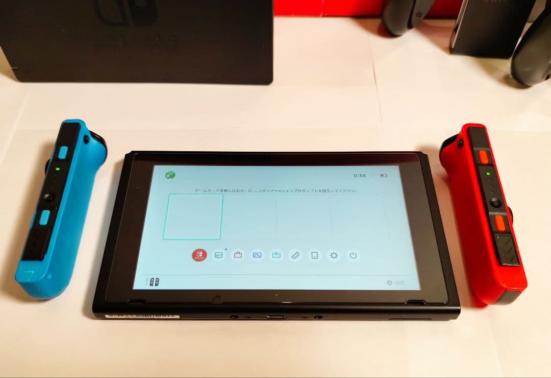 Nintendo Switch マイニンテンドーストアモデル完品+充電グリップ