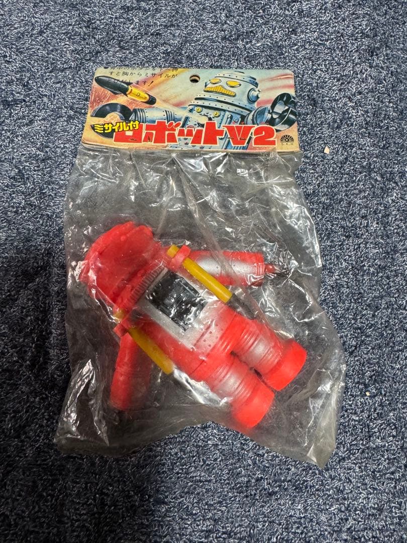 SKH ソフビ　ミサイル付　ロボットV1 未使用品