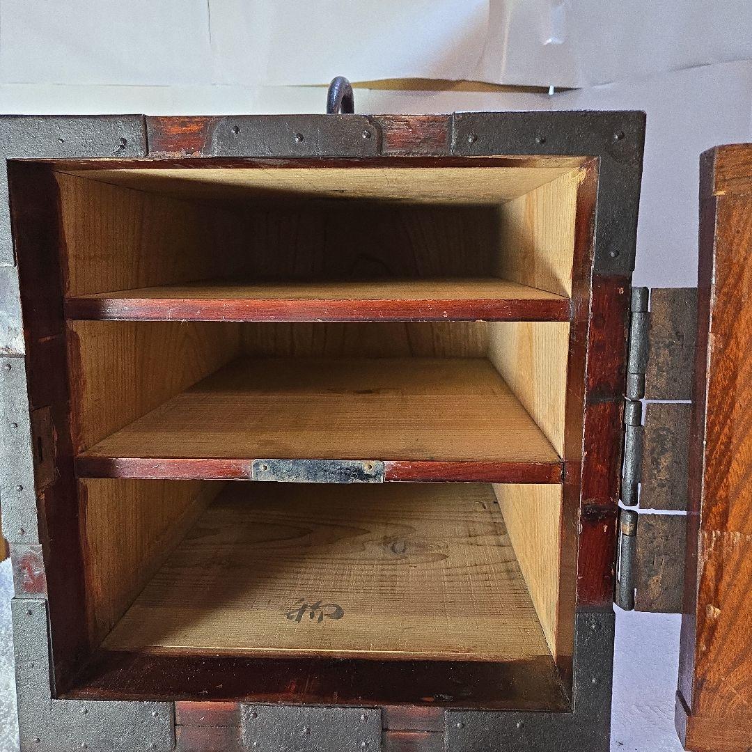 酒田地方　欅　船箪笥　鍵付　時代箪笥　古民具　銭函　銭箱　千両箱　舟箪笥　船金庫