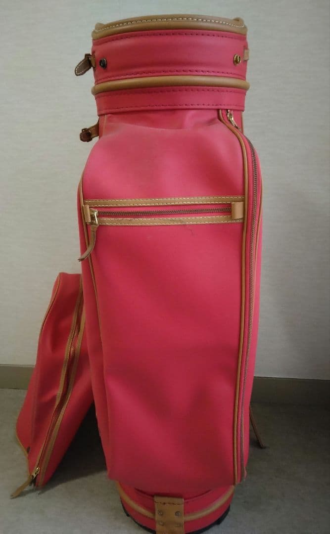 未使用　 トラサルディ ゴルフキャディーバッグ　レッド系　タグ付き