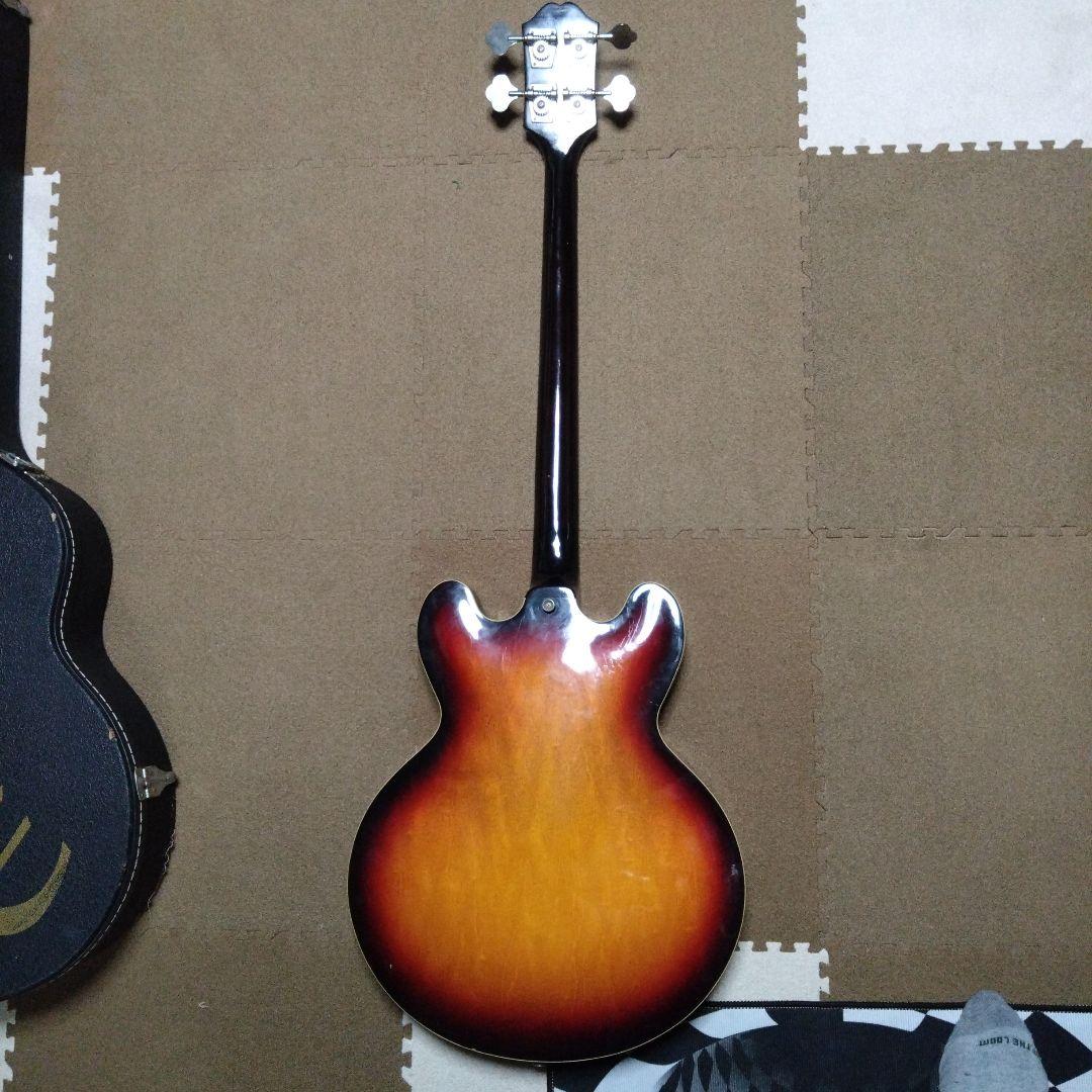 エピフォン　RIVOLI　VC ベース　ハードケース付き　セミアコ　動作確認済み