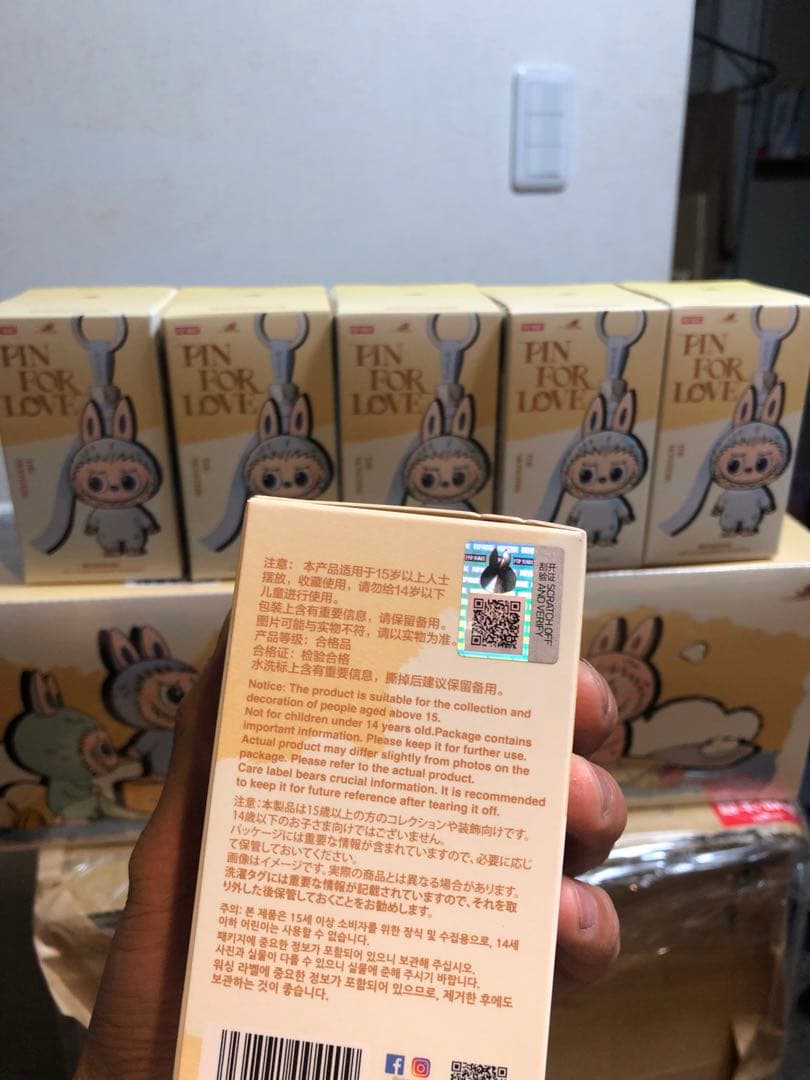 【正規品・未開封】Labubu Pin For Love A~M 6箱