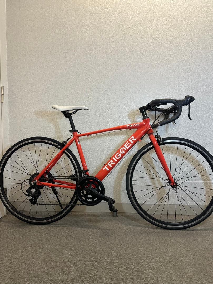 『配送可』ＴＲＩＧＧＥＲトリガー７００ｘ２５Ｃ スポーツ・ロードバイク ドロップ