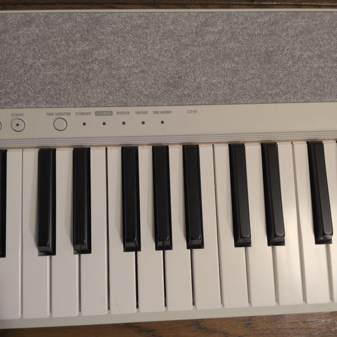 Casiotone（カシオトーン） ホワイト [61鍵盤]　CT-S1WE
