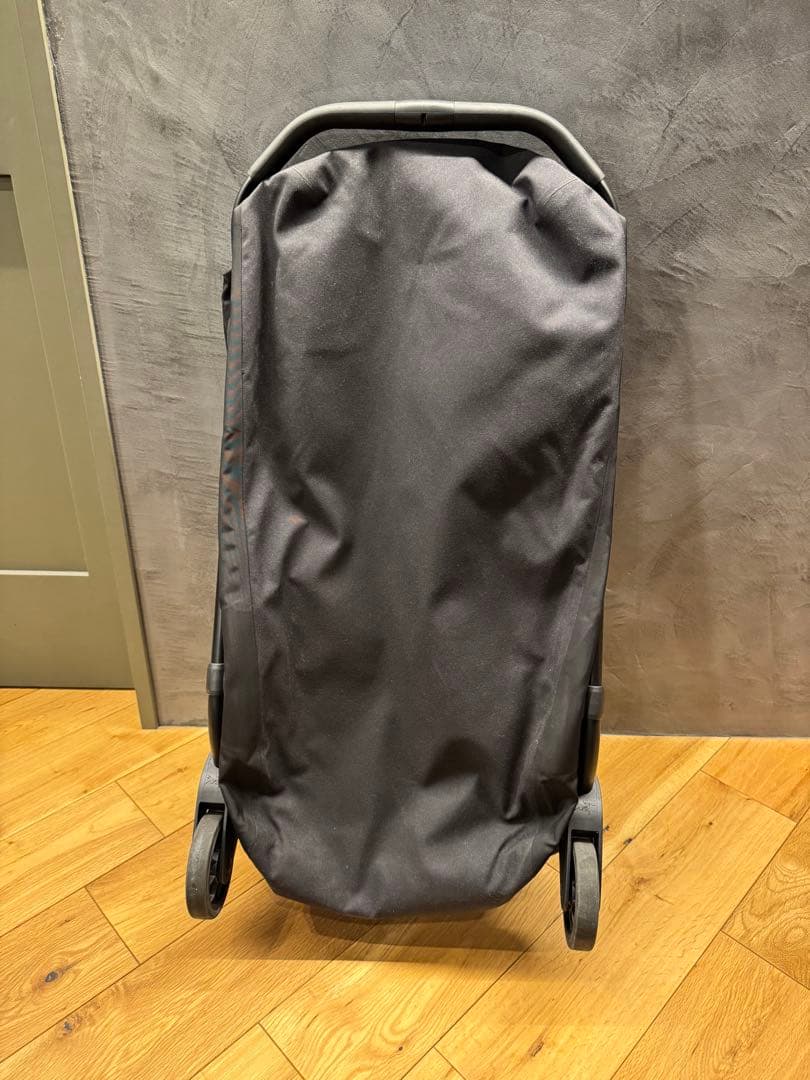 m*r様 ARC'TERYX ローリングダッフルV110