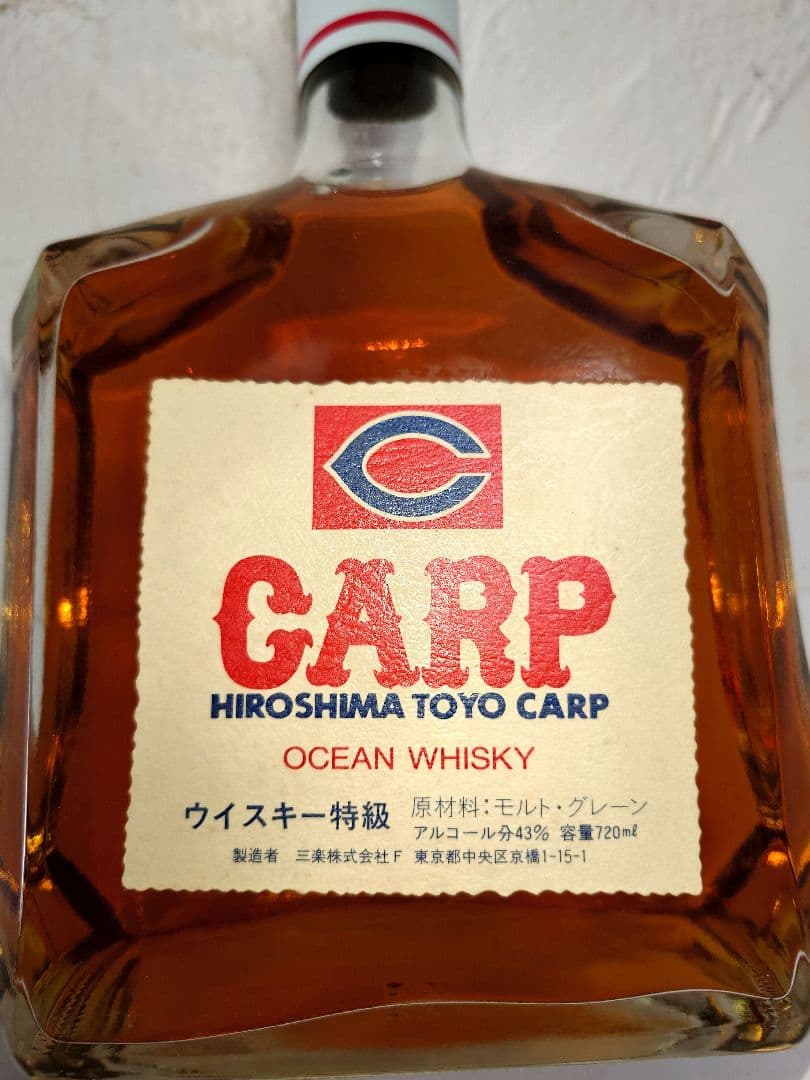 CARP広島東洋カープ ウイスキー特級 720ml 43% 三楽 オーシャン 酒