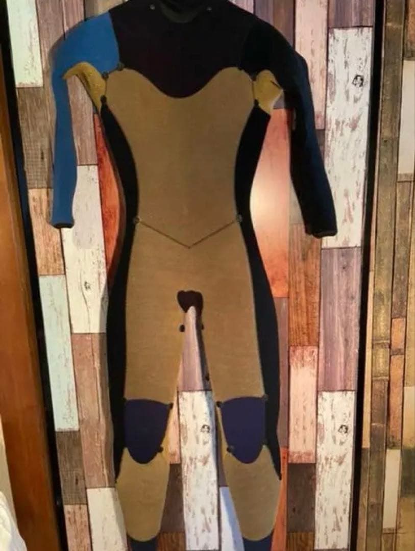 春の冷たい水に！安価でどうぞ！ROXY ウエットスーツ セミドライ