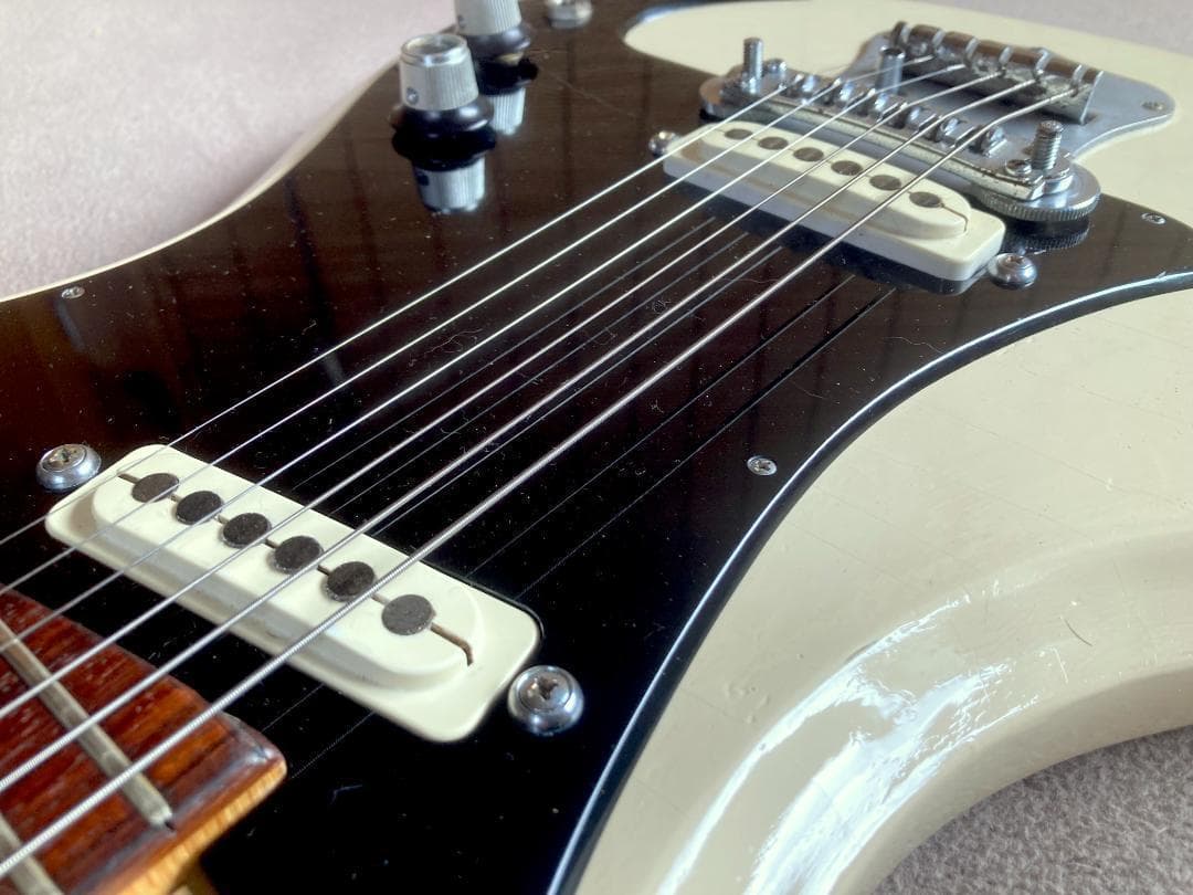 ギター GUYATONE LG150T MOSRITE STYLE WHITE 60s