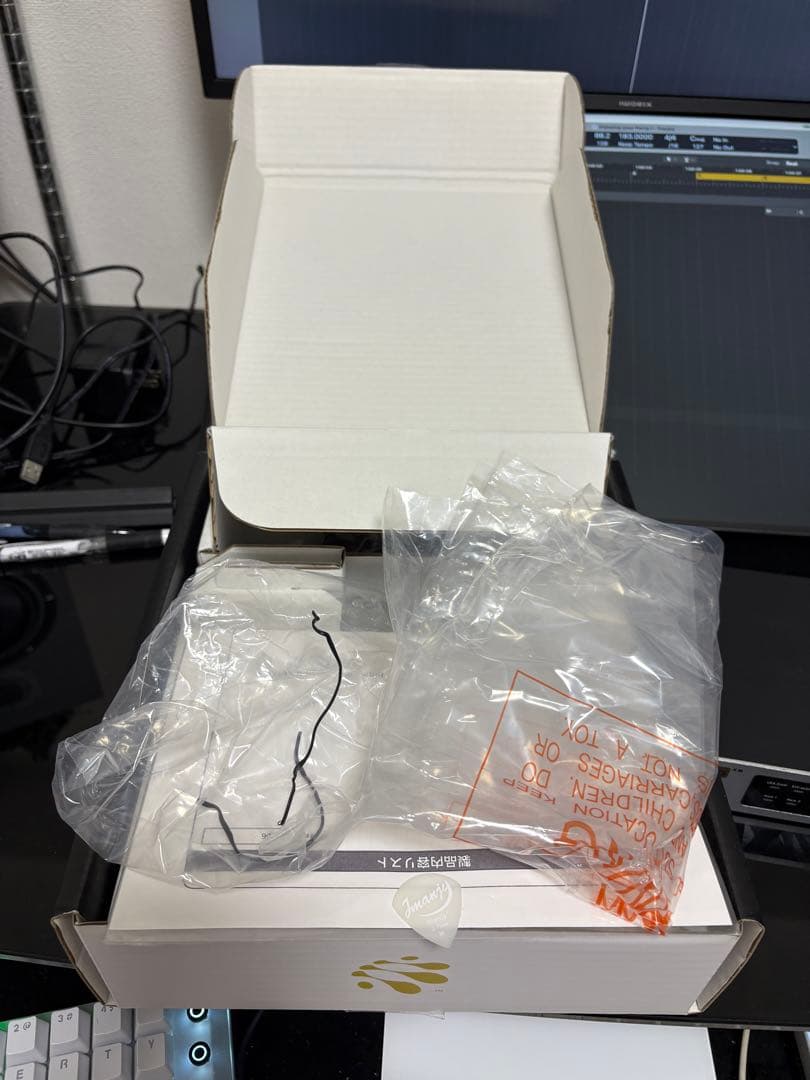 mioXM™ MIDI インターフェイス / iConnectivity