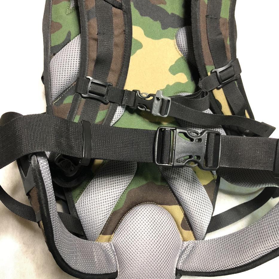 ドイター　deuter　バックプロテクター　バックパック　リュック