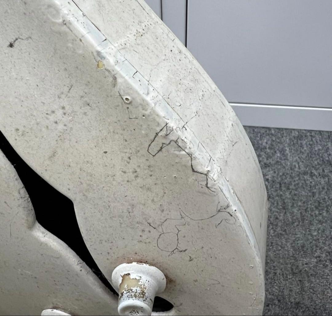 ホワイトセミホロウ　エレキギター　モラレス　ビザール