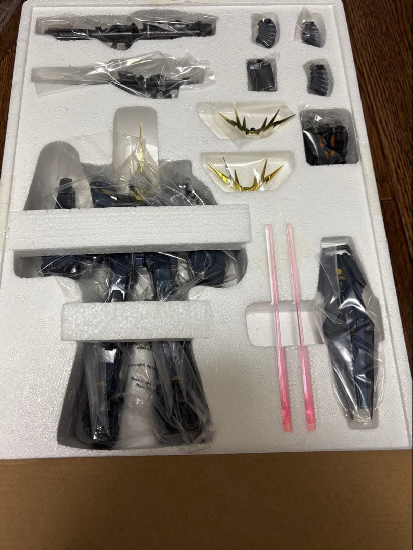 GFF メタルコンポジット　RX-0 ユニコーンガンダム2号機　バンシィ