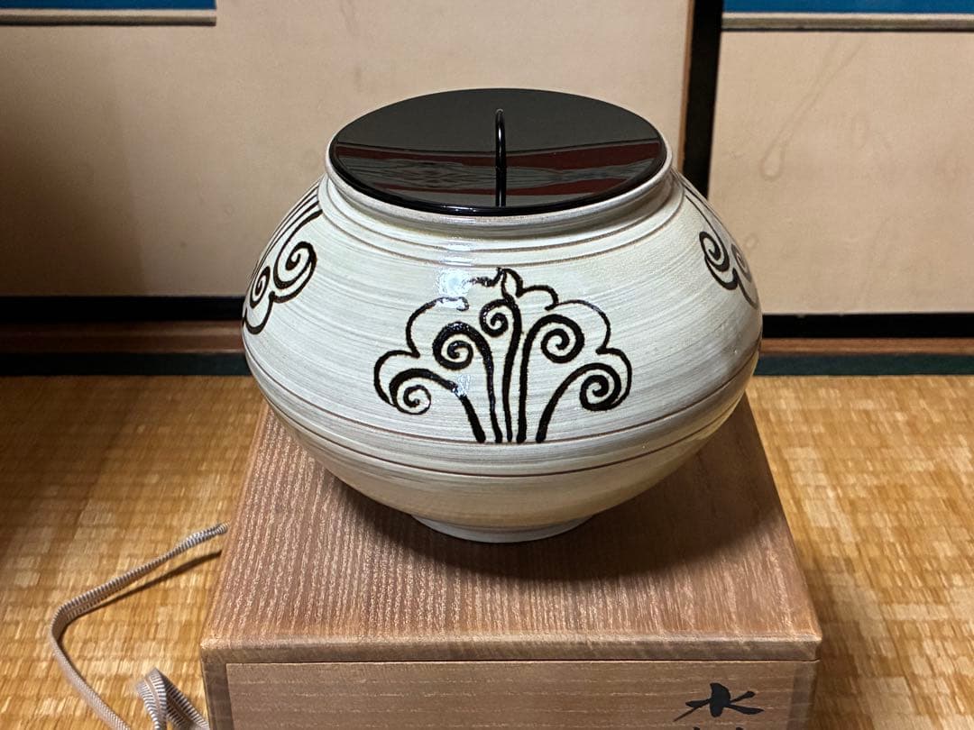 茶道具 廣州窯 鉄絵 刷毛目 水指 共箱 時代物 【趙 小守】 韓国 高麗