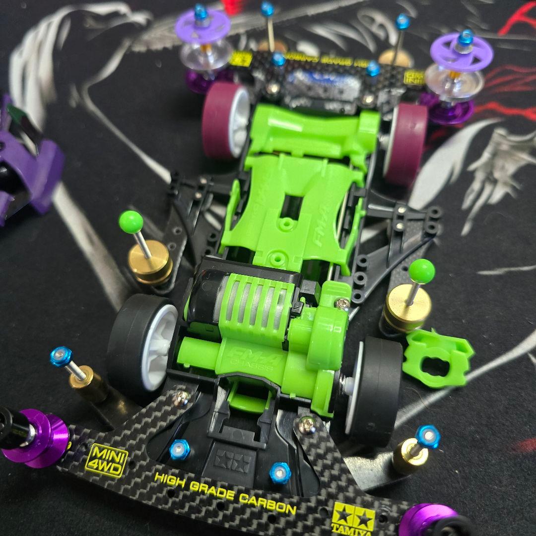 カスタム ミニ四駆 エヴァンゲリオン 初号機　完成品　塗装