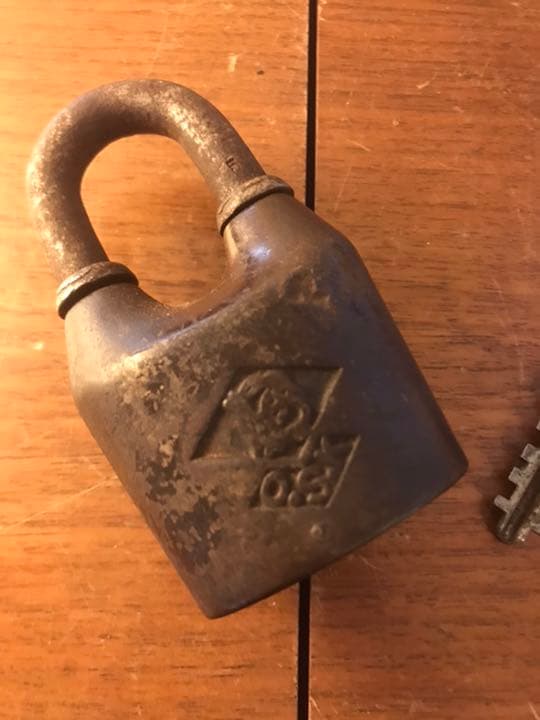 アンティーク　南京錠