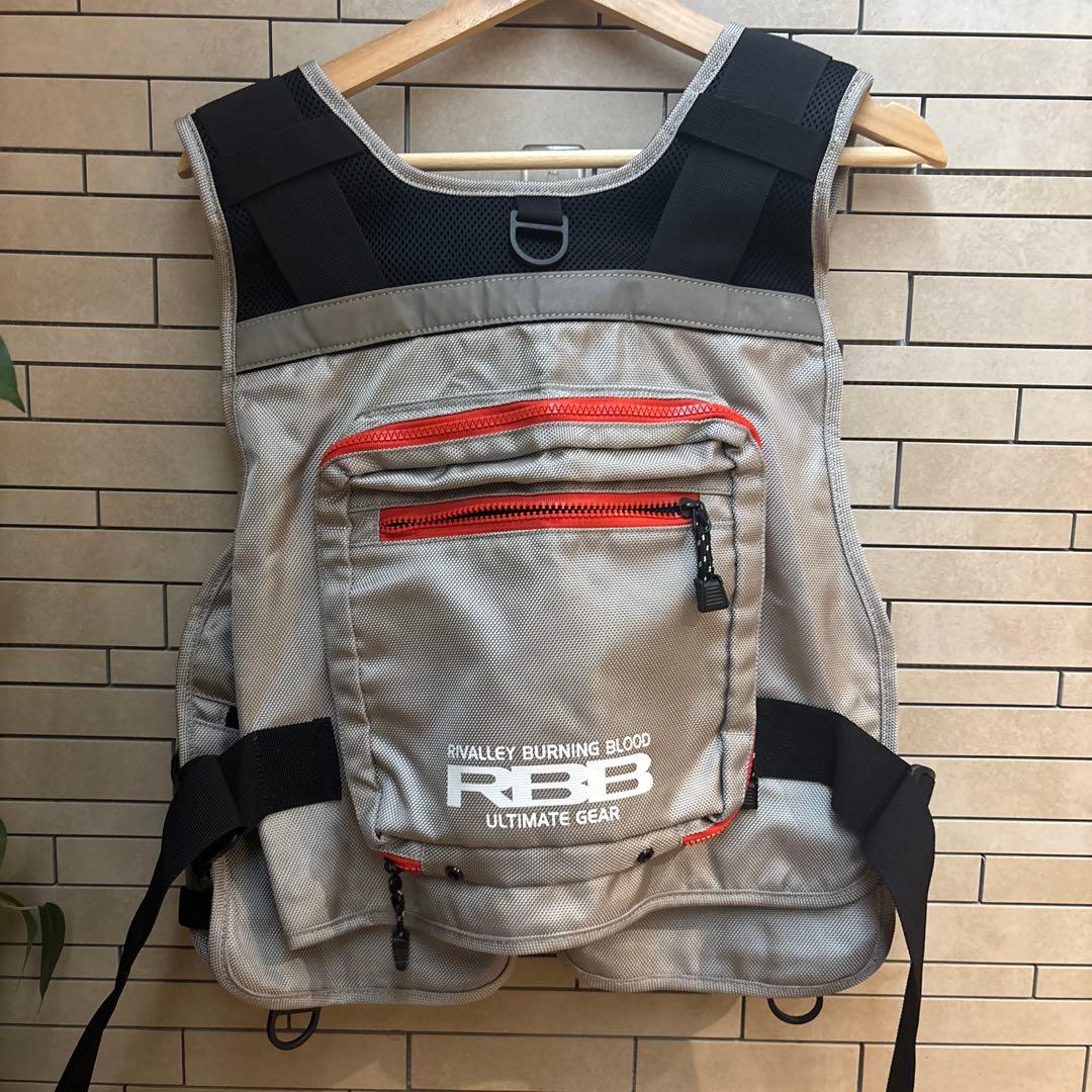 リバレイ　フィッシングベスト　ゲームベスト