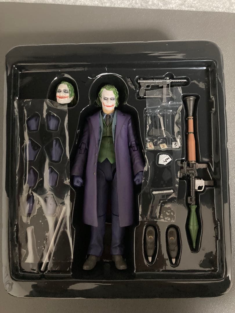 MAFEX マフェックス　ジョーカー　Ver.2.0 No.051 ダークナイト