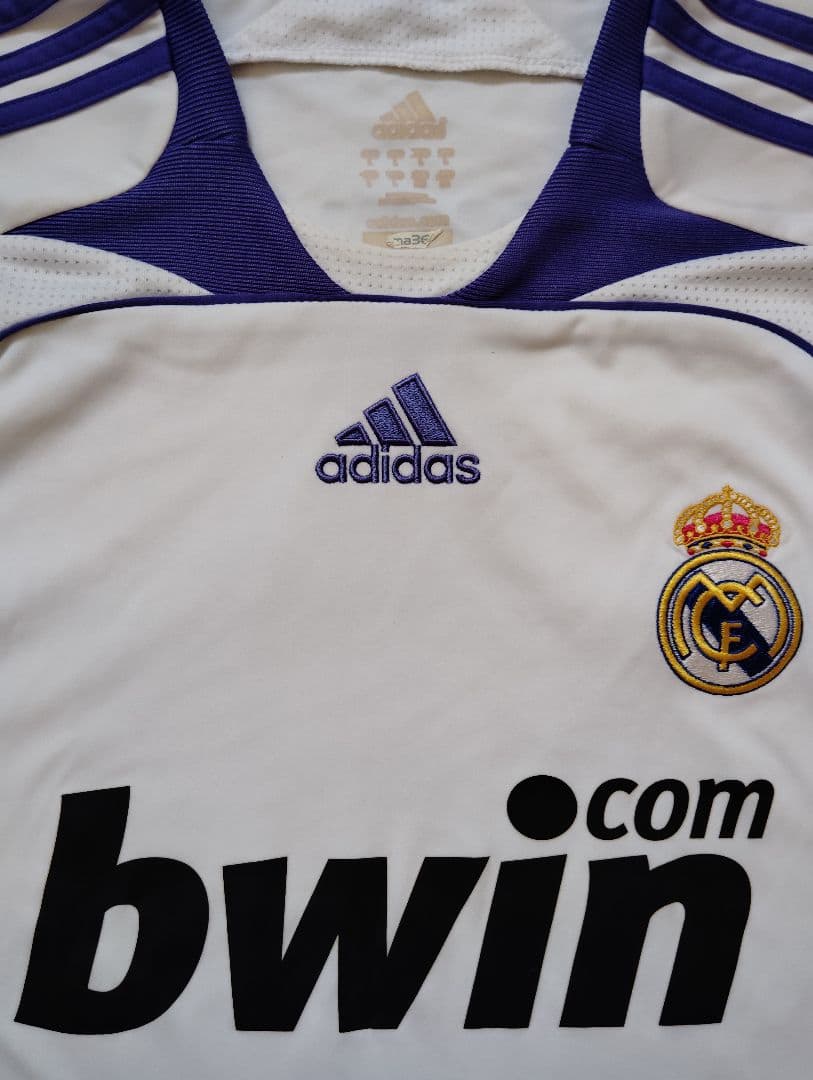 レアルマドリード　ファン・ニステルローイadidas