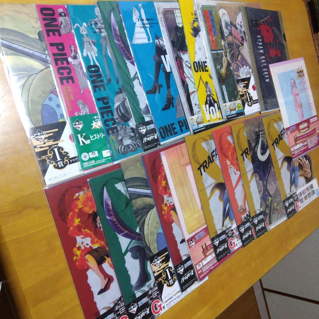 ONE PIECE ワンピース　Ａ−４クリアファイル まとめ売り 大量１９５枚