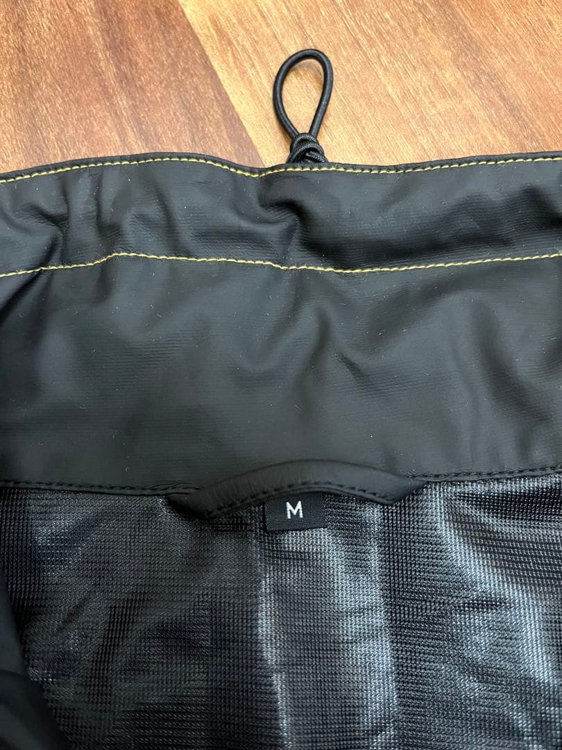 定価9.680円☆試着のみ超美品☆GOLD'S GYMオリジナル・サウナスーツ②