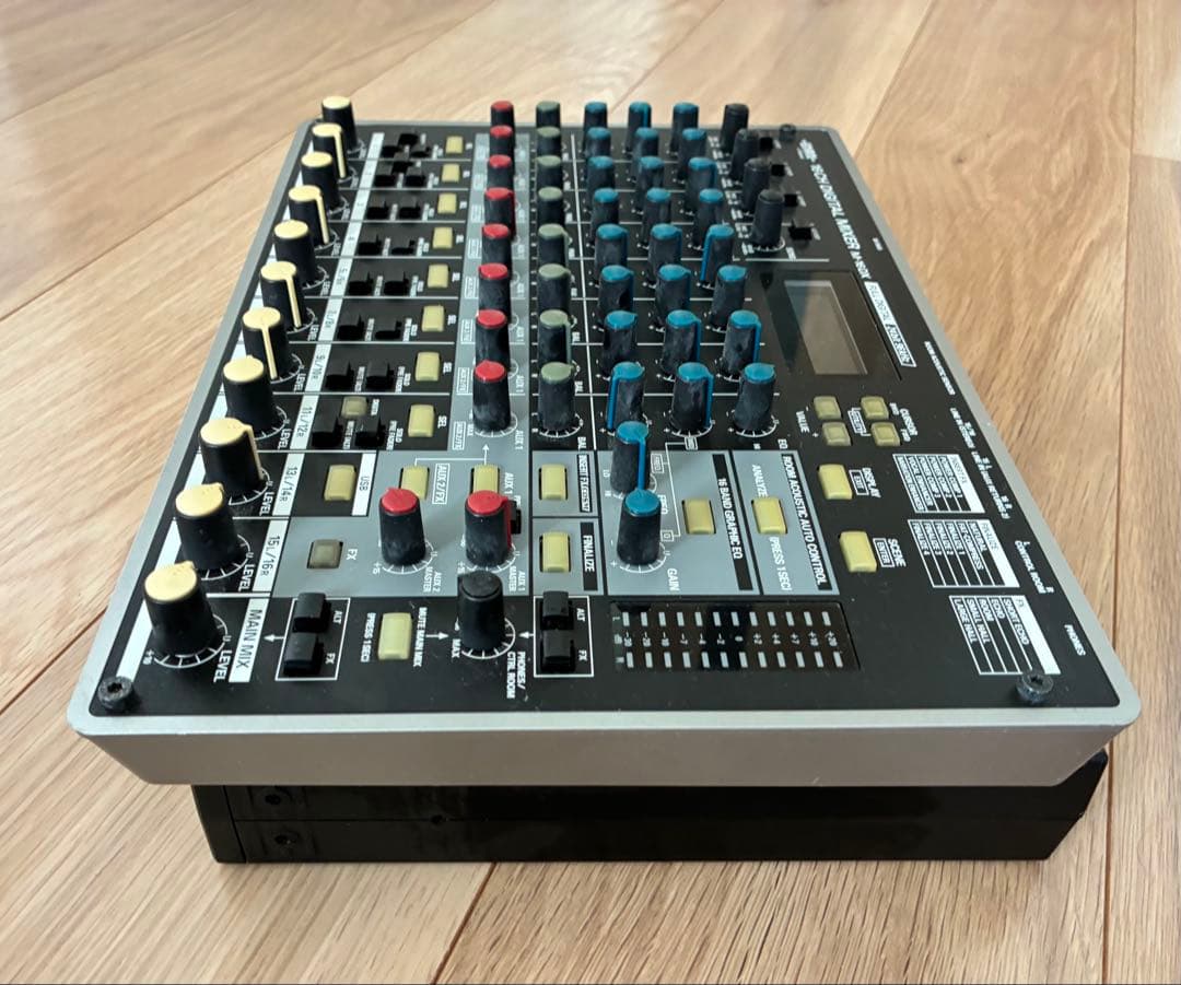 Roland フルデジタル24bit96kHz 16chミキサー M-16DX