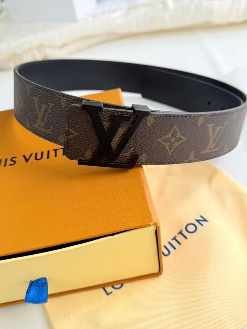 早い者勝ち！メンズ モノグラム レザーベルト