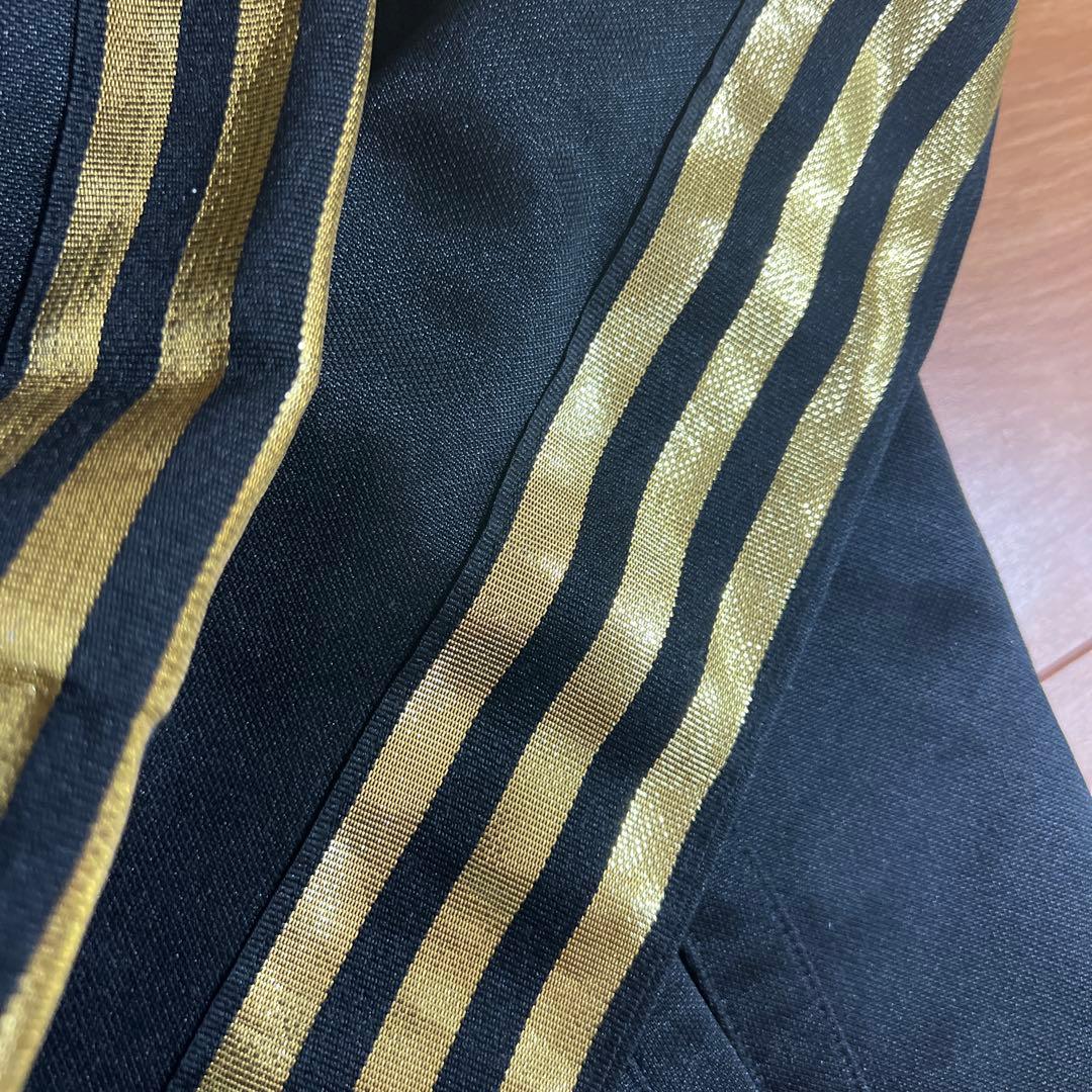 アディダス ウォームアップ セットアップ