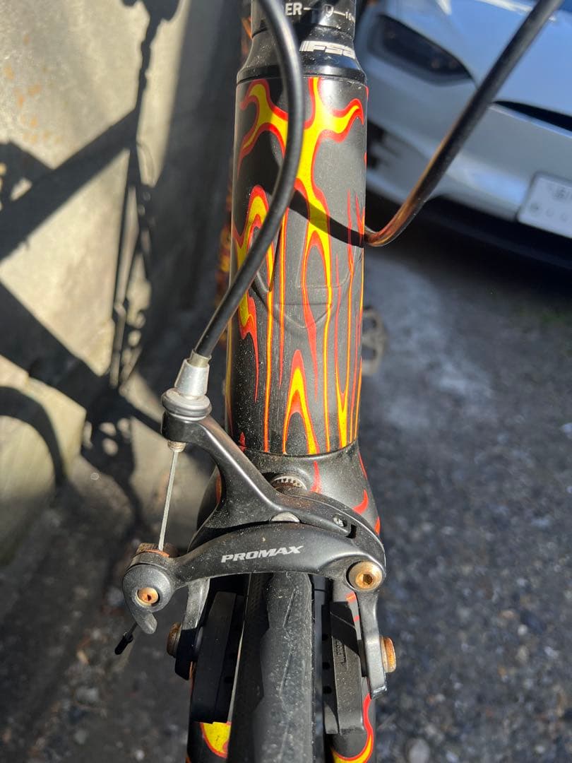 リーダーバイク　cootie LEADER シティサイクル 炎のグラフィック