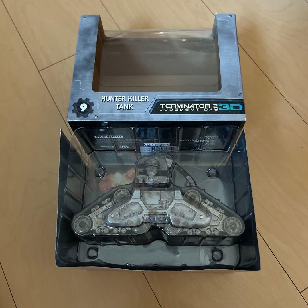 【即購入ok!!】TERMINATOR 2 HUNTER KILLER TANK