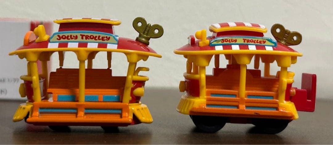 ディズニー トミカ チョロQ ビークルコレクション ジョリートロリー 2台セット