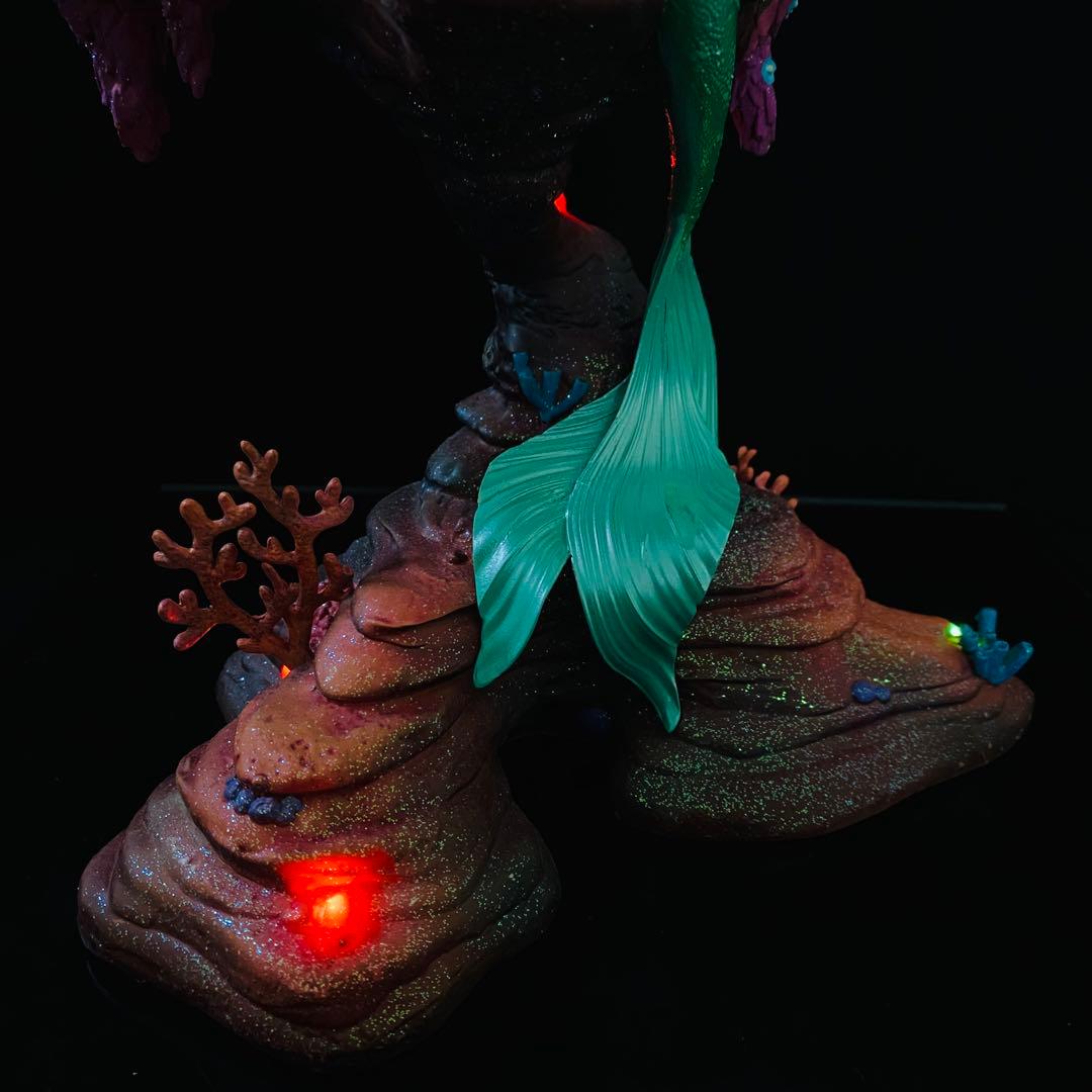 【ディズニーストア限定】リトル・マーメイド アリエル ライトアップフィギュア