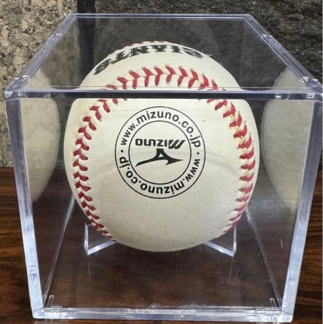 坂本勇人選手　ジャイアンツ　投げ入れ直筆サイン入り野球ボール Mizuno