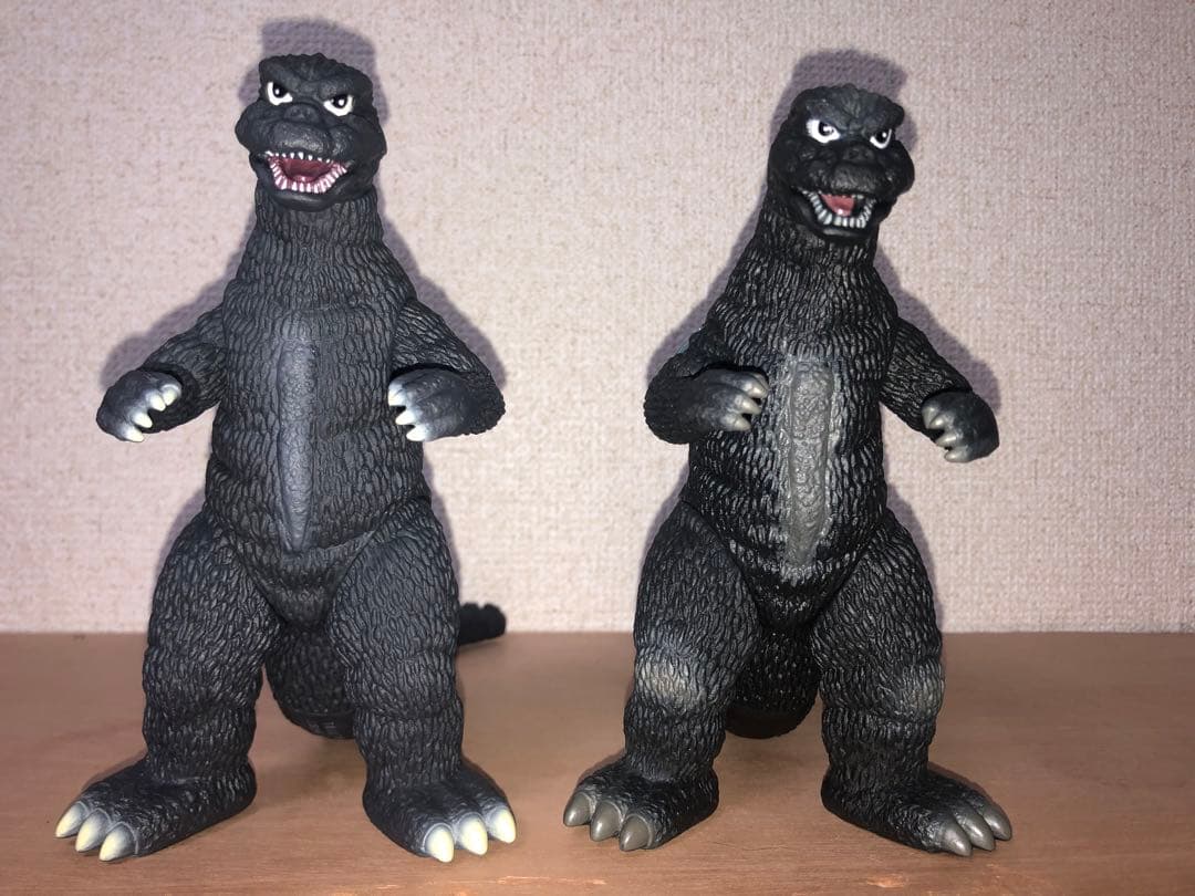 にせゴジラ2体セット★ゴジラ50周年メモリアルボックス版　にせゴジラボックス版