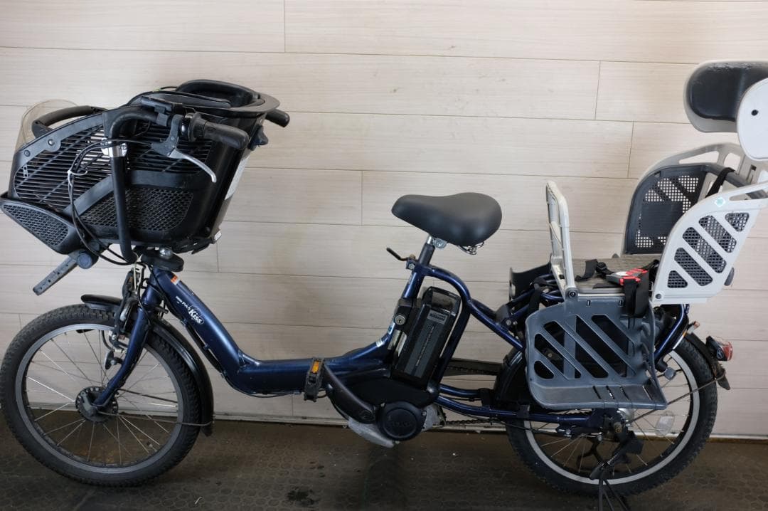 p*a様 店舗販売★ヤマハPAS　KISS　20インチ　3段　12.8Ah充電器