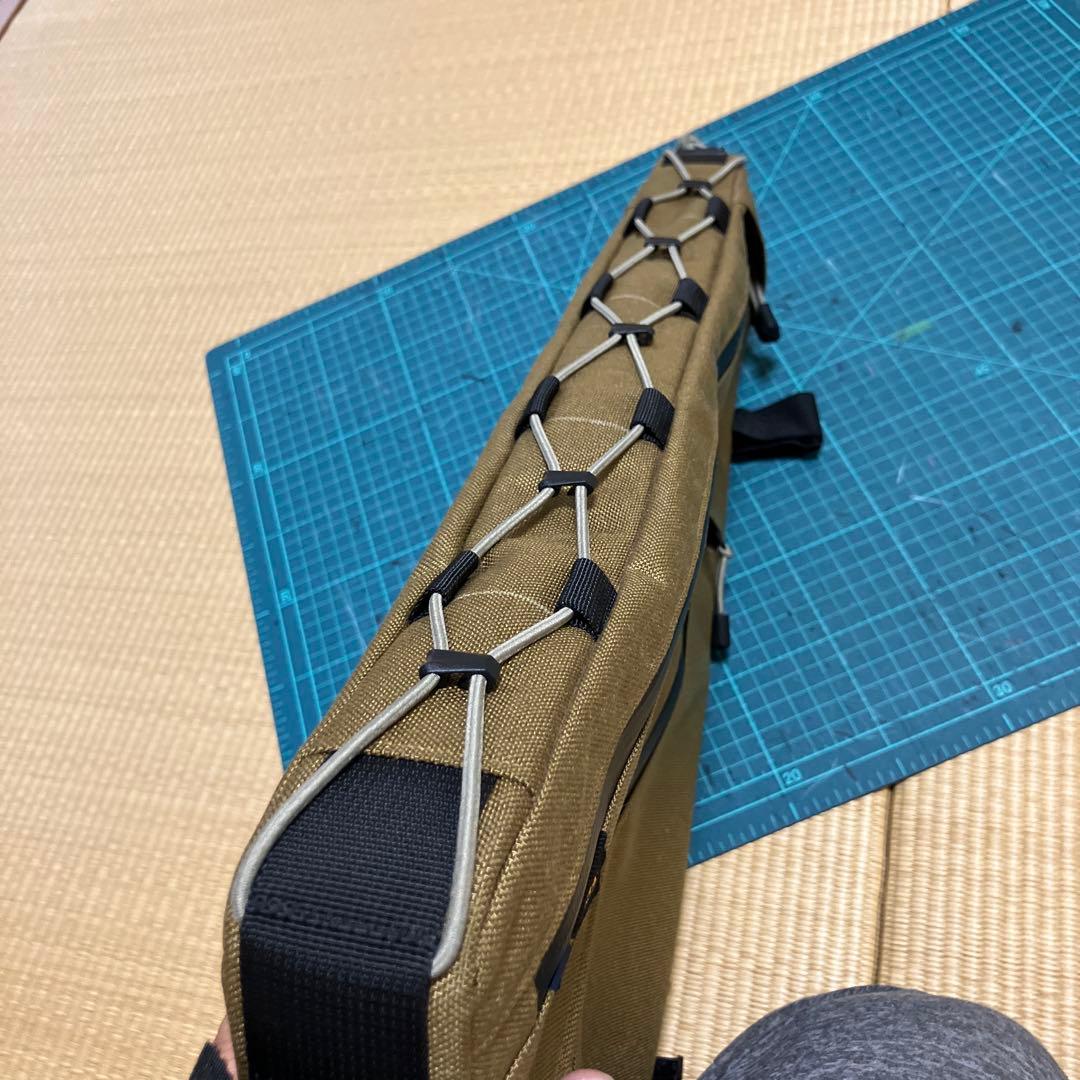 LaLaLaサーリーグラップラー　ハンドメイドフレームバッグ