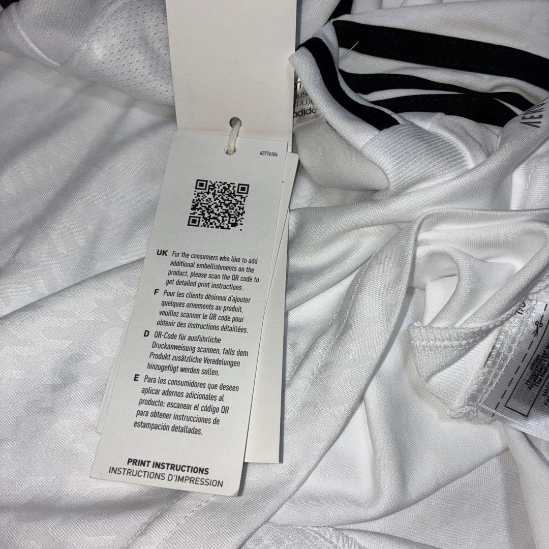 新品未使用　正規　レアルマドリード　2024 ユニフォーム　M　アディダス　CL