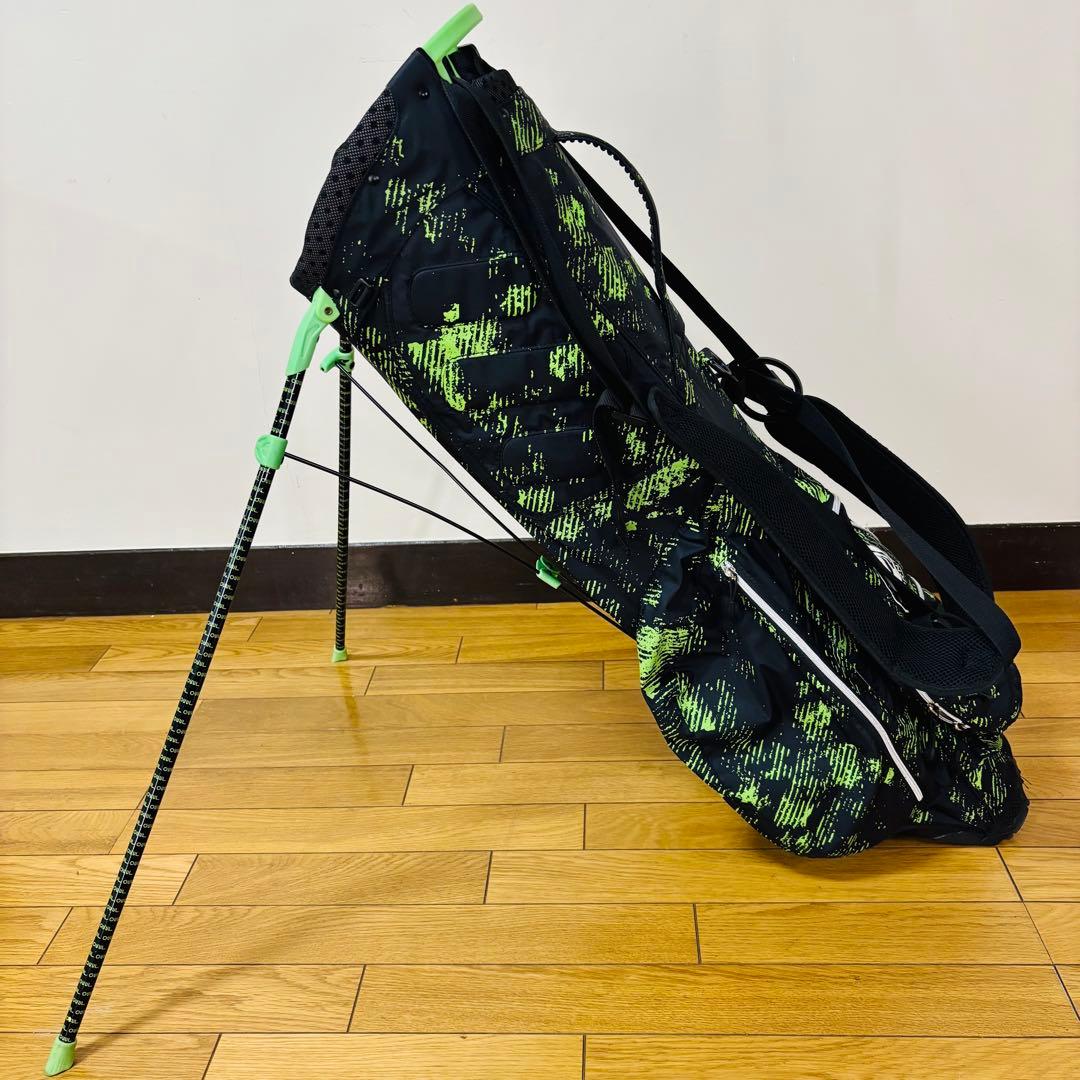 OUUL オウル　スタンド付きキャディバッグ　エアライト　超軽量1.3