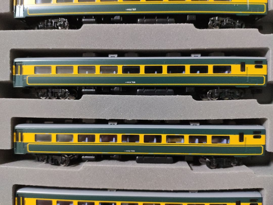 ヒ*ト様 TOMIX 92819 14系700番台 サロンカーなにわ 7両セット