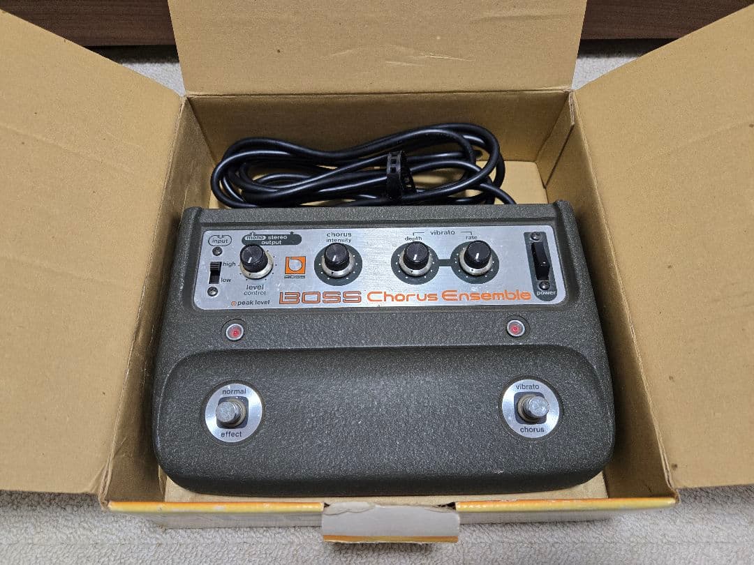 BOSS CE-1 箱あり