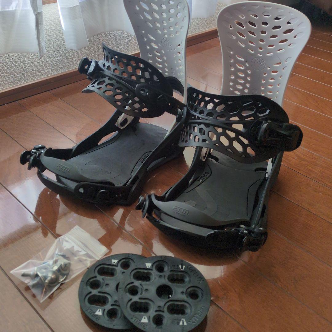 FLUX PR スノーボードビンディング ホワイト/ブラック　サイズM