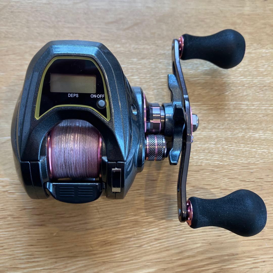 ダイワ　19 紅牙 X IC (右ハンドル) カウンター付き小型両軸リール